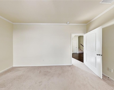 1324 Little Hampton Drive - Photo Thumbnail 7