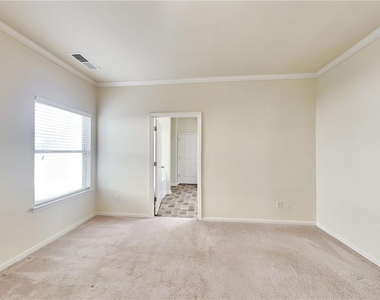 1324 Little Hampton Drive - Photo Thumbnail 6