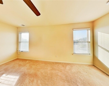 1324 Little Hampton Drive - Photo Thumbnail 11