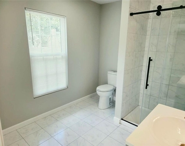 5542 Shawnee Trail - Photo Thumbnail 10