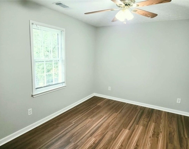 850 Springtime Drive - Photo Thumbnail 13