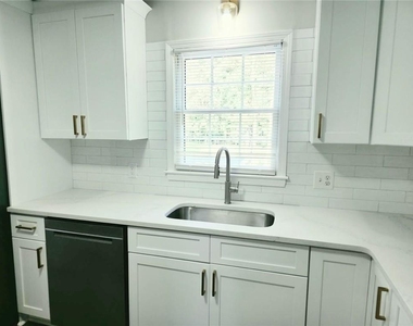 850 Springtime Drive - Photo Thumbnail 8