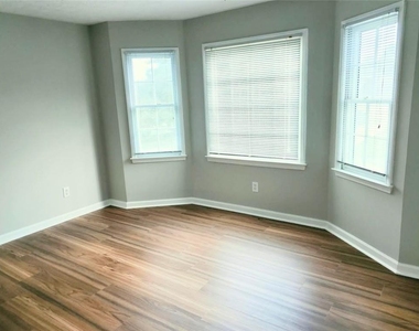 850 Springtime Drive - Photo Thumbnail 5