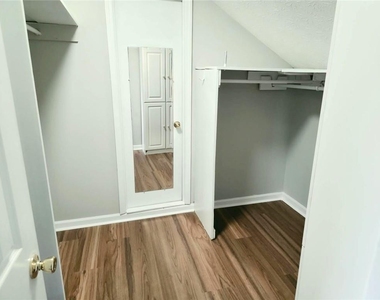 850 Springtime Drive - Photo Thumbnail 18