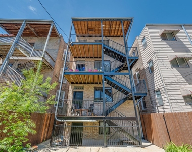 1437 N Washtenaw Avenue - Photo Thumbnail 21