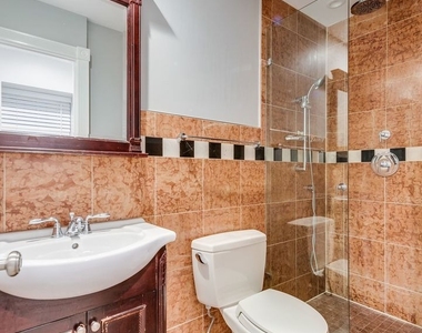 1437 N Washtenaw Avenue - Photo Thumbnail 17