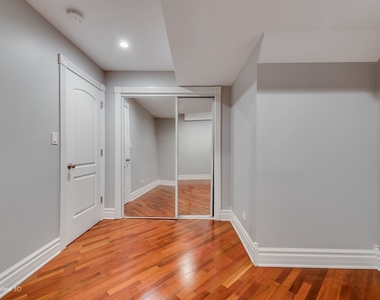 1437 N Washtenaw Avenue - Photo Thumbnail 15
