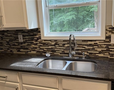 944 Crossing Rock Drive - Photo Thumbnail 11