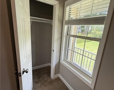 944 Crossing Rock Drive - Photo Thumbnail 15