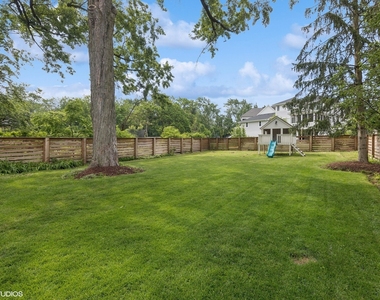291 Oak Street - Photo Thumbnail 18