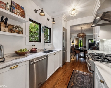 291 Oak Street - Photo Thumbnail 6