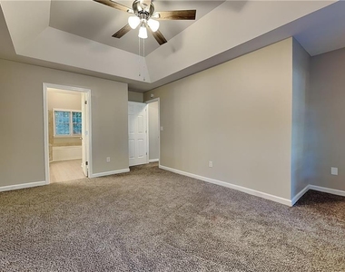 3480 Eastpines Way - Photo Thumbnail 16