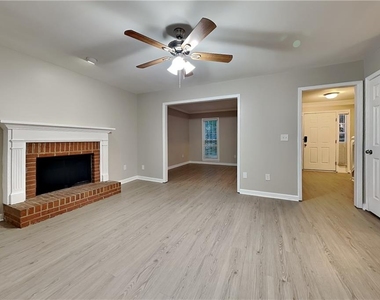 3480 Eastpines Way - Photo Thumbnail 1