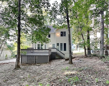 3480 Eastpines Way - Photo Thumbnail 18