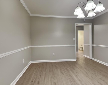3480 Eastpines Way - Photo Thumbnail 8