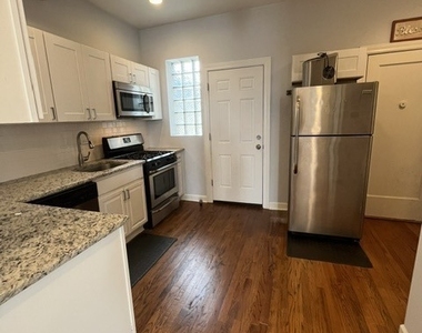2840 W Addison Street - Photo Thumbnail 2