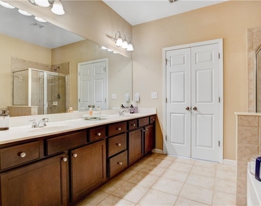 300 Snowgoose Court - Photo Thumbnail 12