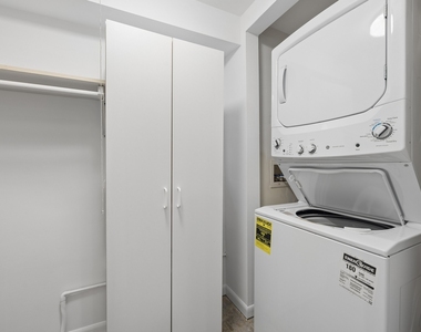 1510 W Addison Street - Photo Thumbnail 15