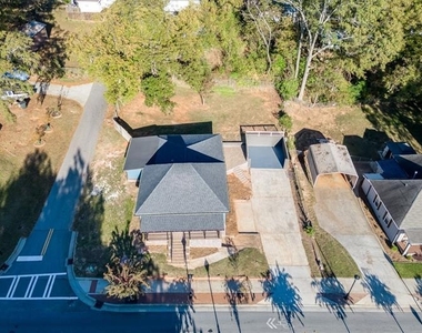4615 S Lee Street - Photo Thumbnail 43