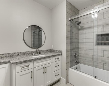 4615 S Lee Street - Photo Thumbnail 34
