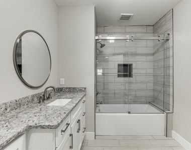 4615 S Lee Street - Photo Thumbnail 33