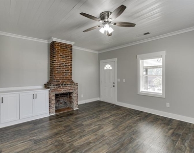 4615 S Lee Street - Photo Thumbnail 8