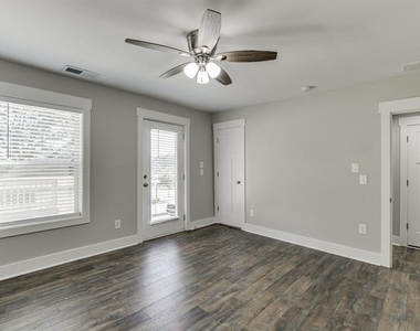 4615 S Lee Street - Photo Thumbnail 36