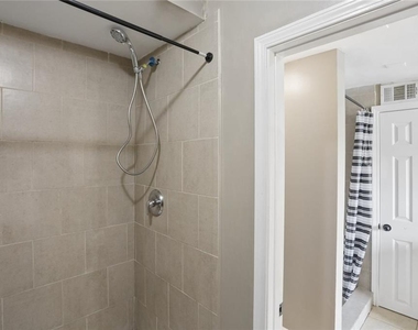 891 N Eugenia Place Nw - Photo Thumbnail 16