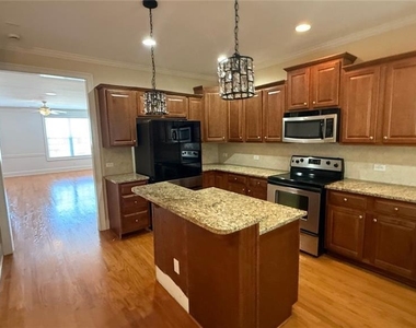 1186 Arbor Park Lane - Photo Thumbnail 24