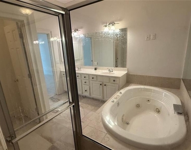 1186 Arbor Park Lane - Photo Thumbnail 51