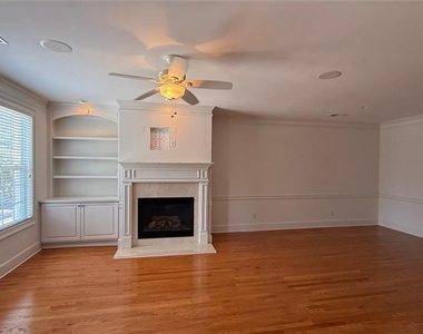 1186 Arbor Park Lane - Photo Thumbnail 12