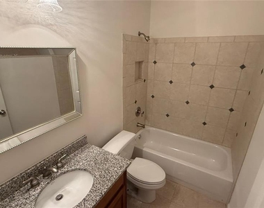 1186 Arbor Park Lane - Photo Thumbnail 11