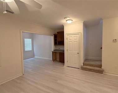 1186 Arbor Park Lane - Photo Thumbnail 3
