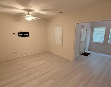 1186 Arbor Park Lane - Photo Thumbnail 9