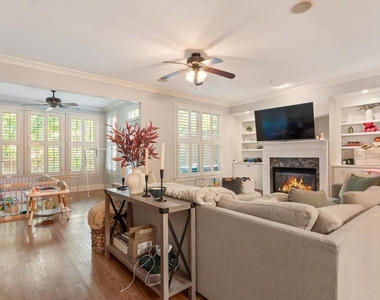 11257 Calypso Drive - Photo Thumbnail 4
