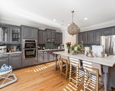 11257 Calypso Drive - Photo Thumbnail 10