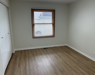 2811 N Harvard Avenue - Photo Thumbnail 7
