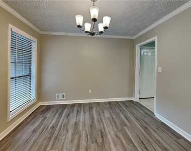 4364 S Landing Drive - Photo Thumbnail 6