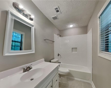 4364 S Landing Drive - Photo Thumbnail 11