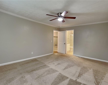 4414 Treeline Way - Photo Thumbnail 7