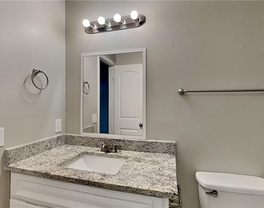 4414 Treeline Way - Photo Thumbnail 9