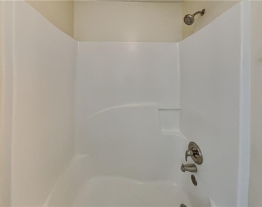 3271 Deer Valley Drive Nw - Photo Thumbnail 16