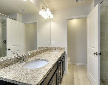 1306 Harris Way - Photo Thumbnail 14