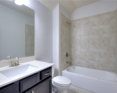 1306 Harris Way - Photo Thumbnail 18