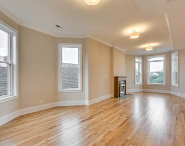 2441 W Cortland Street - Photo Thumbnail 2