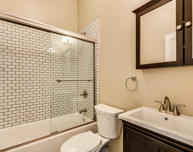 2441 W Cortland Street - Photo Thumbnail 10