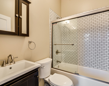 2441 W Cortland Street - Photo Thumbnail 9