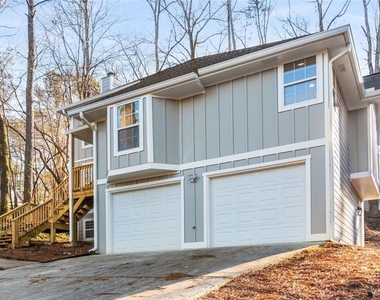 3412 Belleford Court Ne - Photo Thumbnail 2