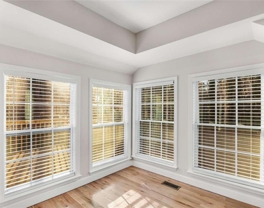 3412 Belleford Court Ne - Photo Thumbnail 18