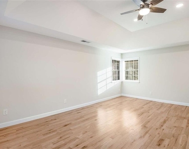 3412 Belleford Court Ne - Photo Thumbnail 37